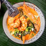 Camarones en salsa de coco y curry