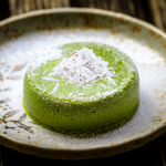 Natilla de Matcha con Leche de Coco