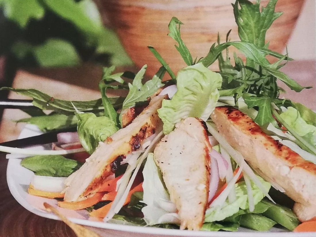 Ensalada de Pollo y Jengibre Estilo Oriental